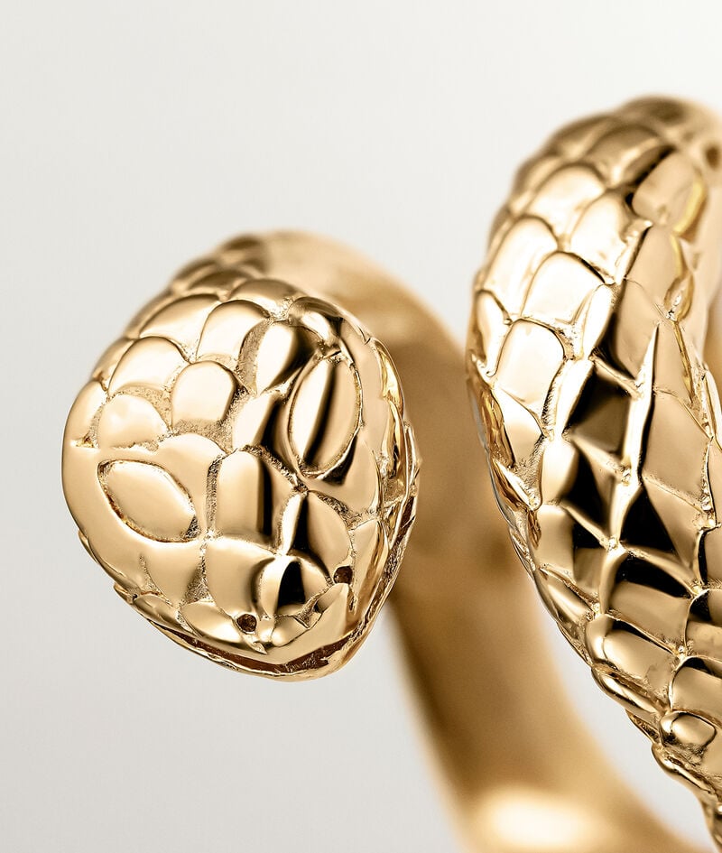 Anillo ancho de plata 925 bañada en oro amarillo de 18K con forma de serpiente