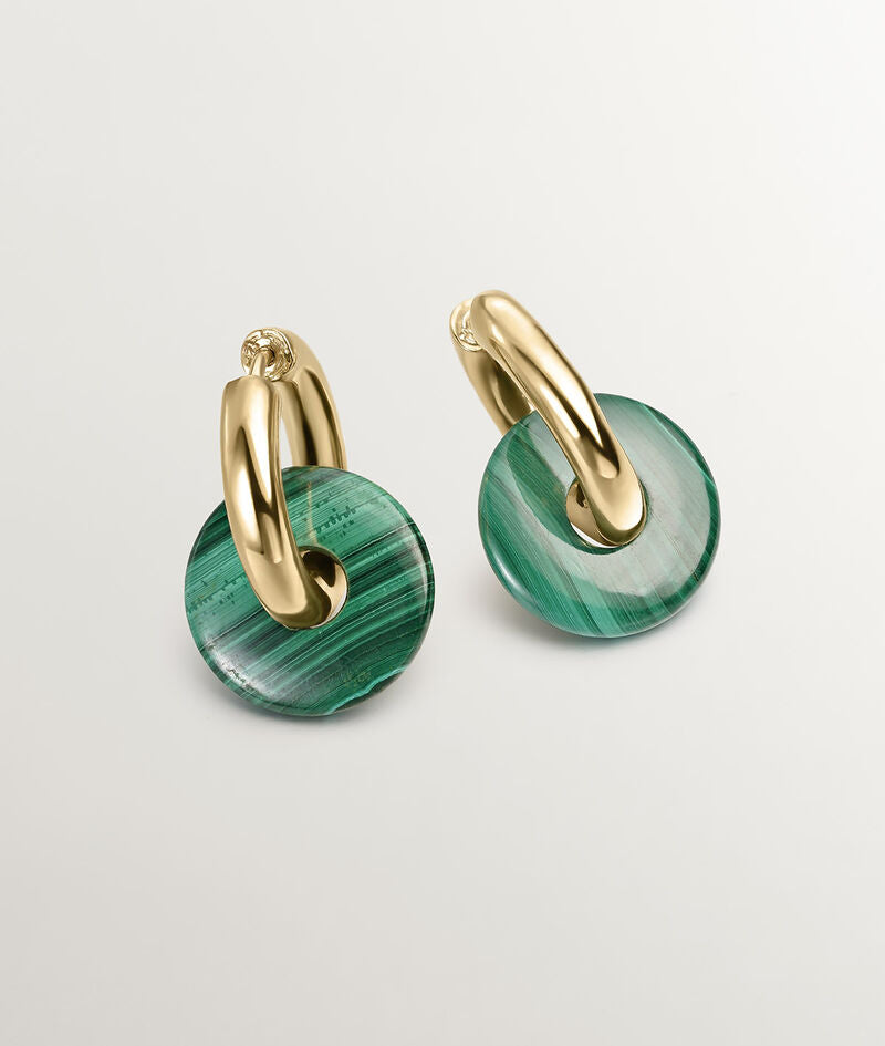 Pendientes de aro mediano de plata 925 bañada en oro amarillo de 18K con malaquita verde