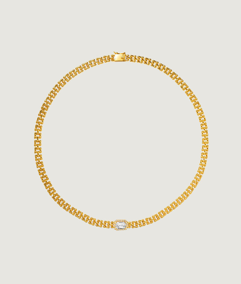 Collar de eslabones de plata 925 bañada en oro amarillo de 18K con topacio blanco central y orla de topacios blancos