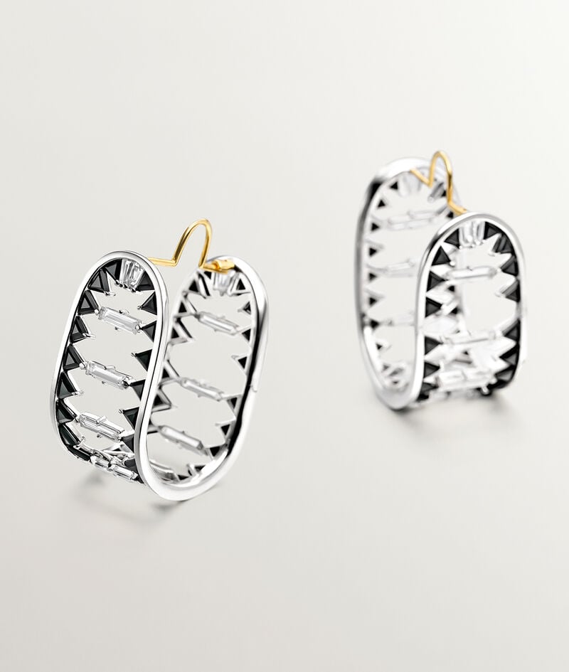 Pendientes grandes de oro blanco de 9K con cuarzos blancos y ónix negros
